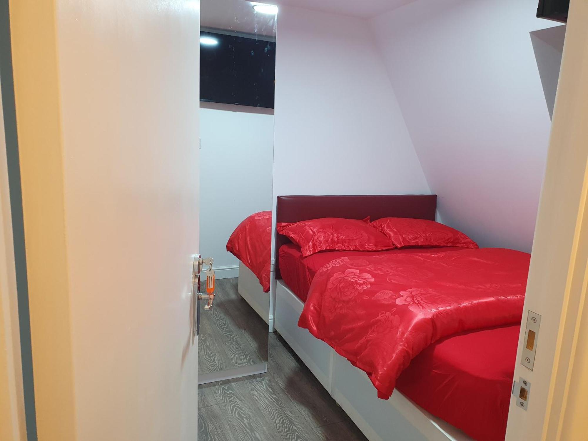 Amh Hotel - Greenford Station Northolt  Ngoại thất bức ảnh