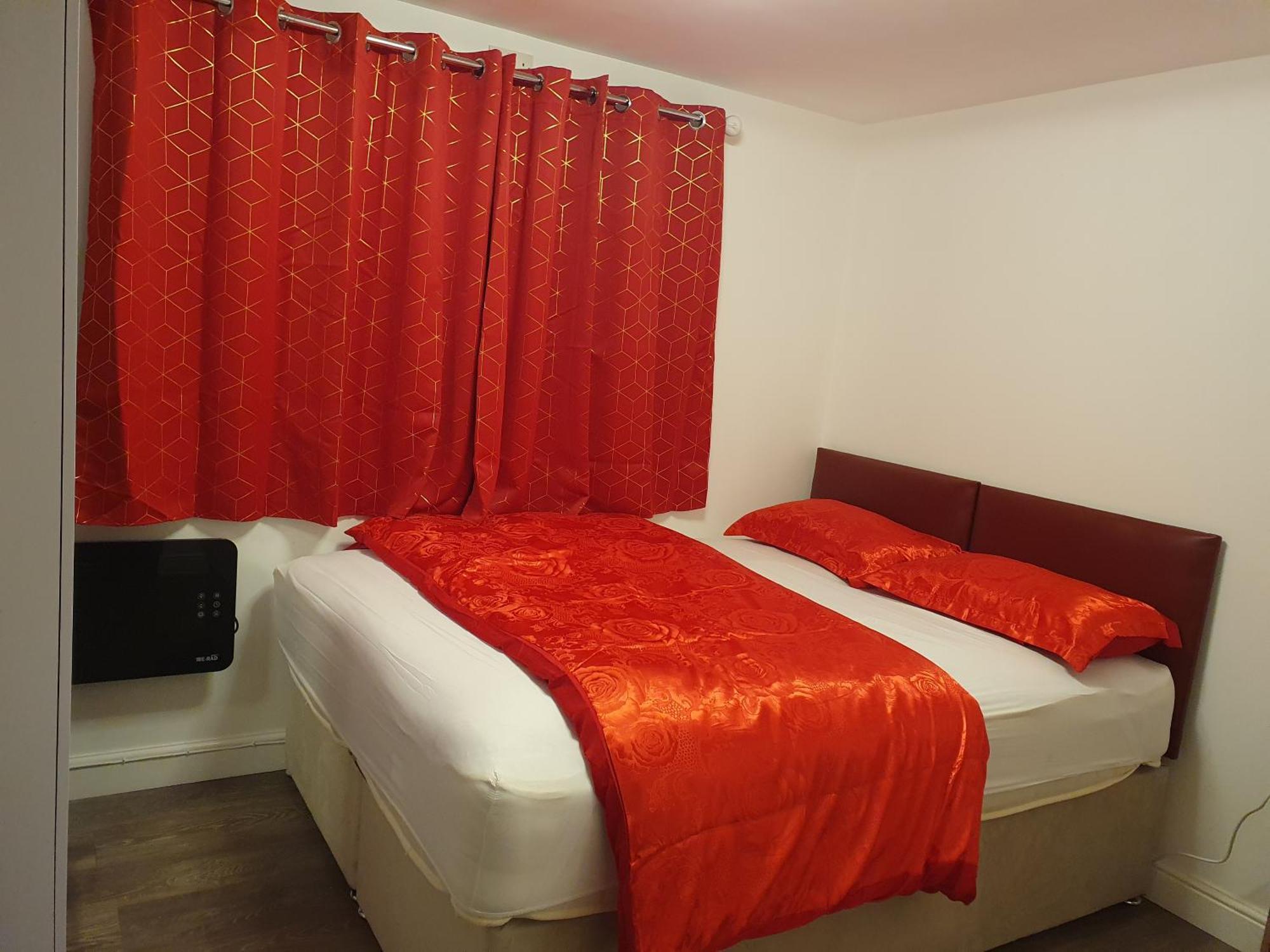 Amh Hotel - Greenford Station Northolt  Ngoại thất bức ảnh